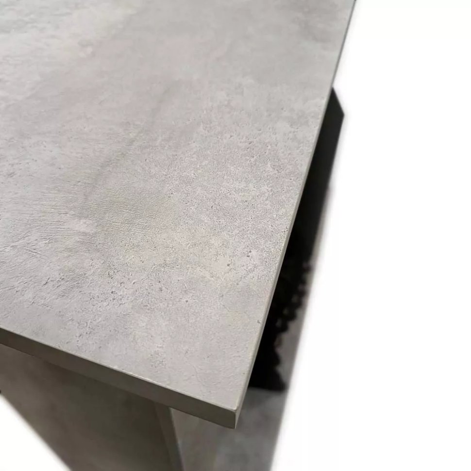 Каминокомплект Хорошие Камины Марс с очагом RealFlame Fobos Lux Black цемент