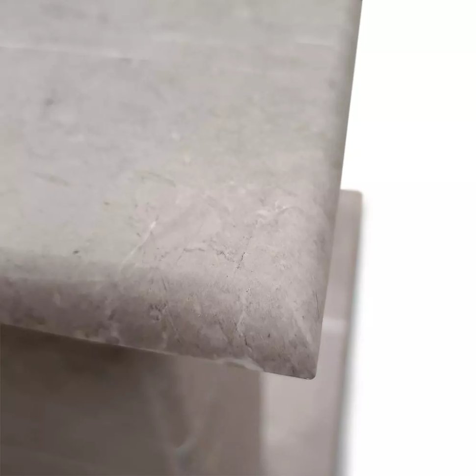 Каминокомплект Хорошие Камины Марс с очагом RealFlame Fobos Lux BR S мрамор